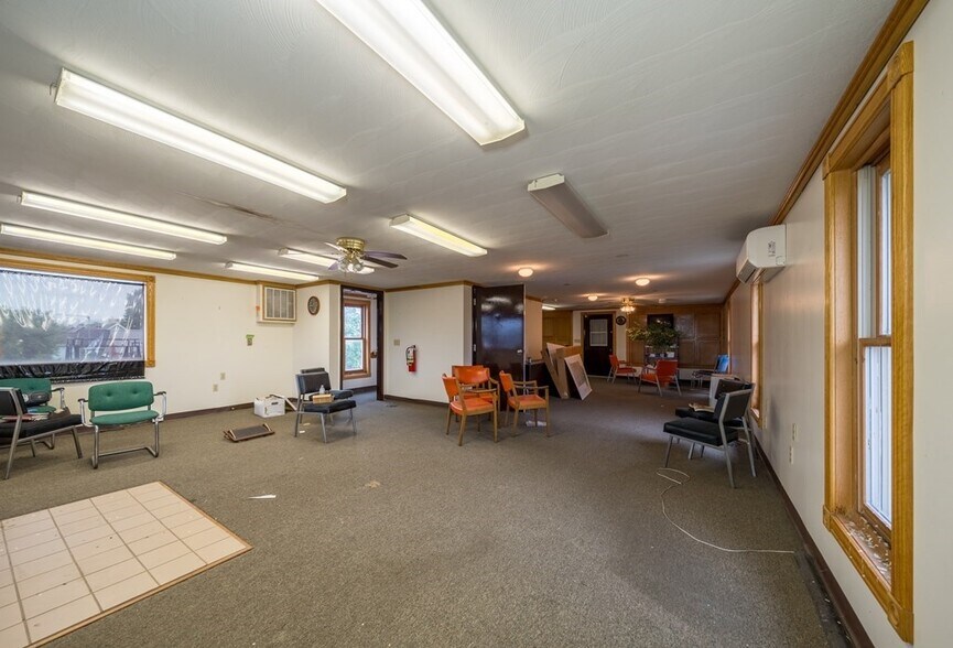 More Photos Of 318 N Elmer Ave, Sayre Unknown For Lease