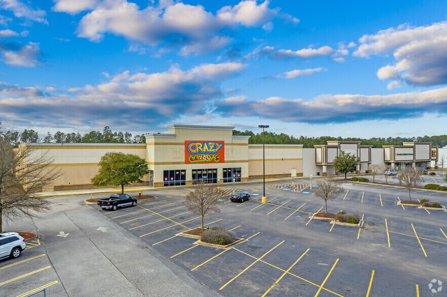 More Photos Of 5420 Forest Dr, Columbia Unknown For Lease