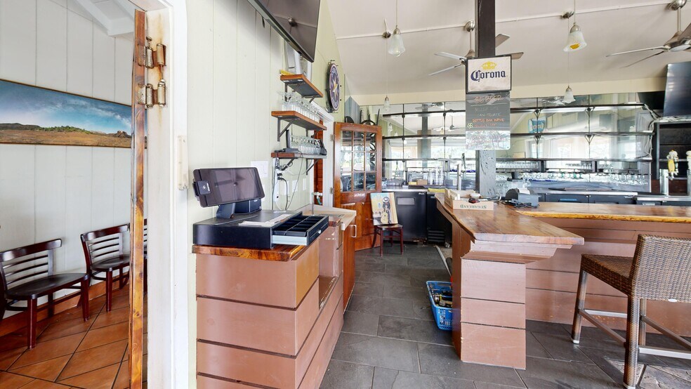 More Photos Of 4-733 Kuhio Hwy, Kapaa Freestanding For Lease