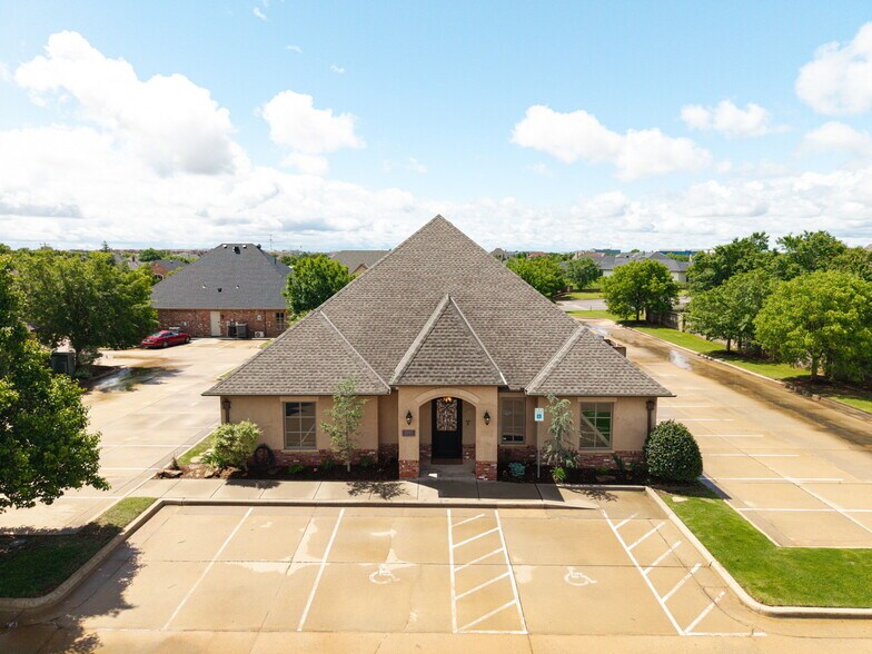 More Photos Of 2917 NW 156th St, Edmond Office Residential For Sale