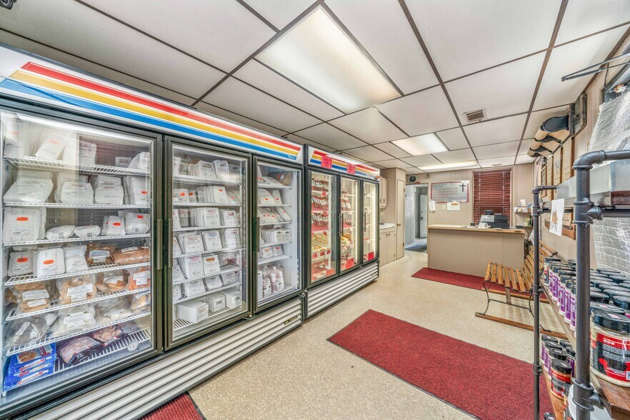 More Photos Of 101 S East St, Earlville Specialty For Sale