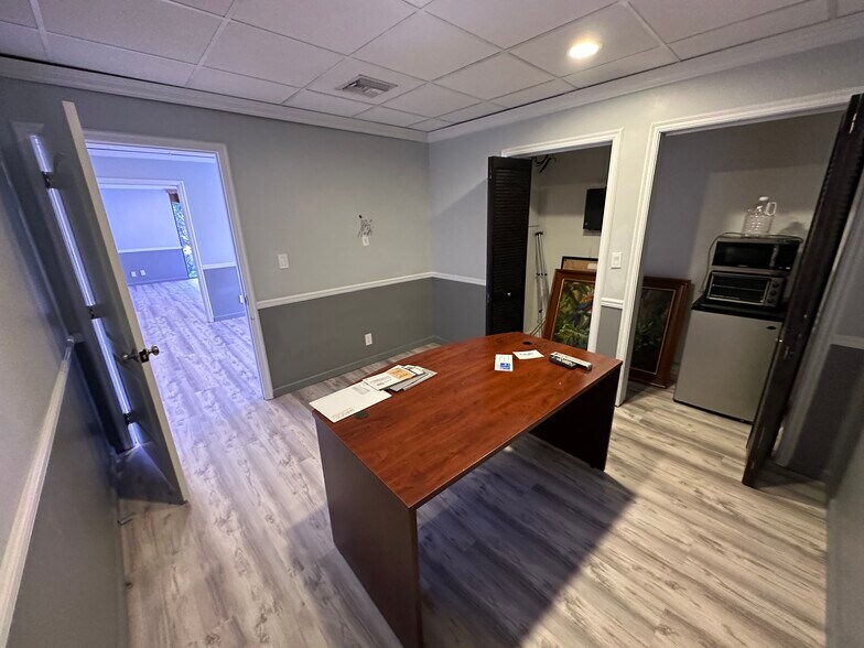 More Photos Of 1300 N Federal Hwy, Boca Raton Medical For Sale