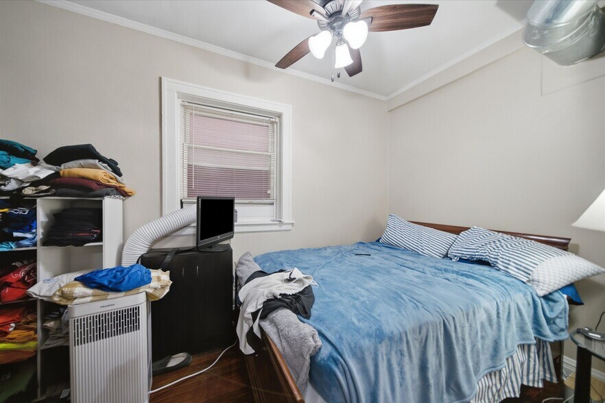 More Photos Of 2418 N Western Ave, Chicago Apartments For Sale
