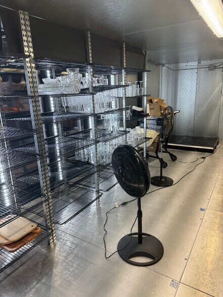 More Photos Of 32400 Geneva Rd, Salem General Retail For Sale