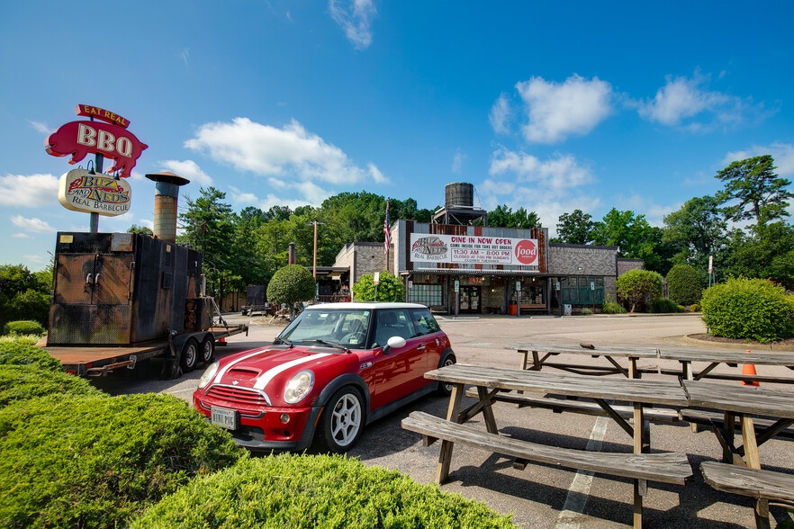 More Photos Of 8205 W Broad St, Richmond Land For Sale