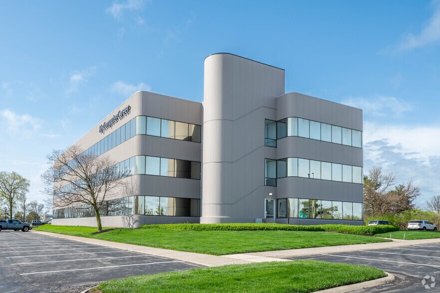 More Photos Of 2601 Fortune Cir E, Indianapolis Office For Sale