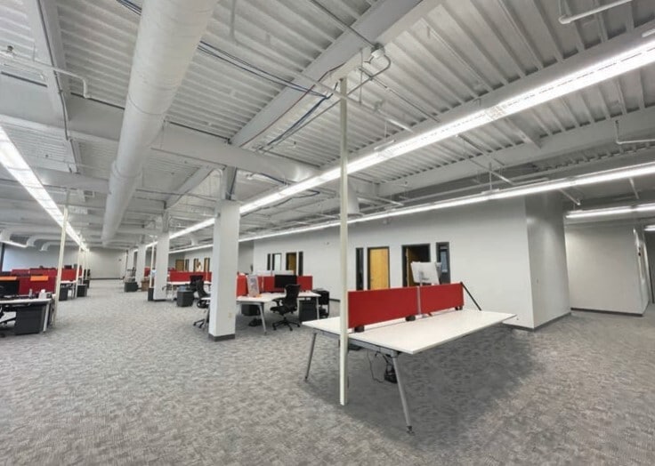 More Photos Of 16485 Rockside Rd, Maple Heights Flex For Lease