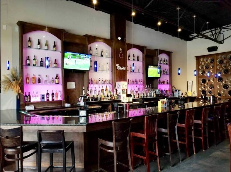 More Photos Of 1290 Bower Pky, Columbia Restaurant For Lease