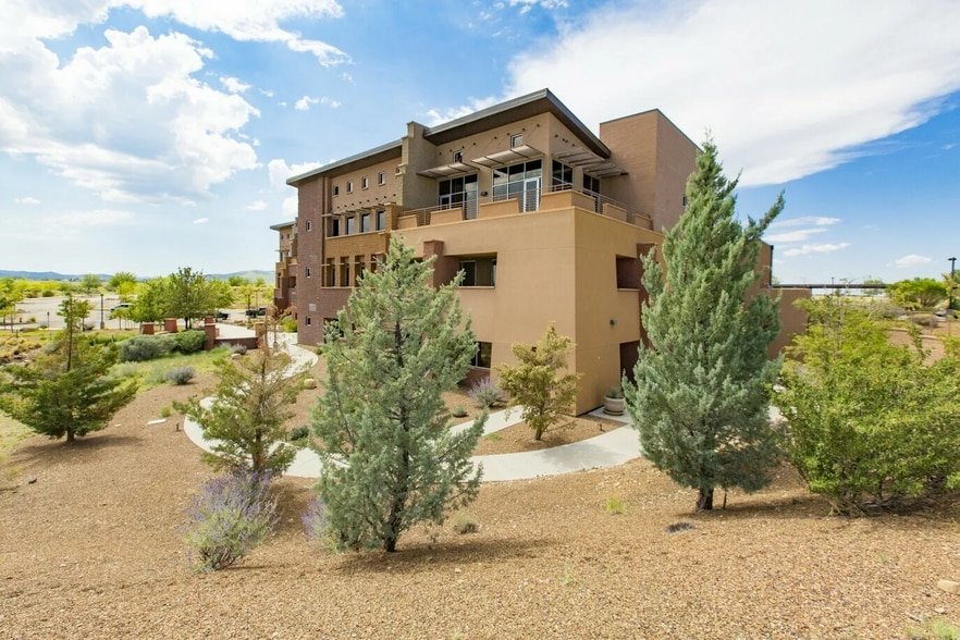 More Photos Of 10000 E University Dr, Prescott Valley Office For Sale