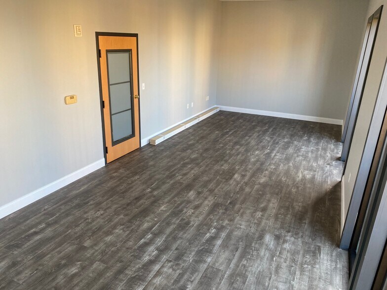 More Photos Of 6996 Piazza Grande Ave, Orlando Office For Sale