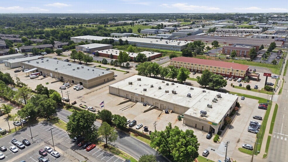 More Photos Of 2122-2128 S Meridian Ave, Oklahoma City Unknown For Lease