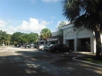 More Photos Of 4107-4151 Burns Rd, Palm Beach Gardens Light Distribution For Lease