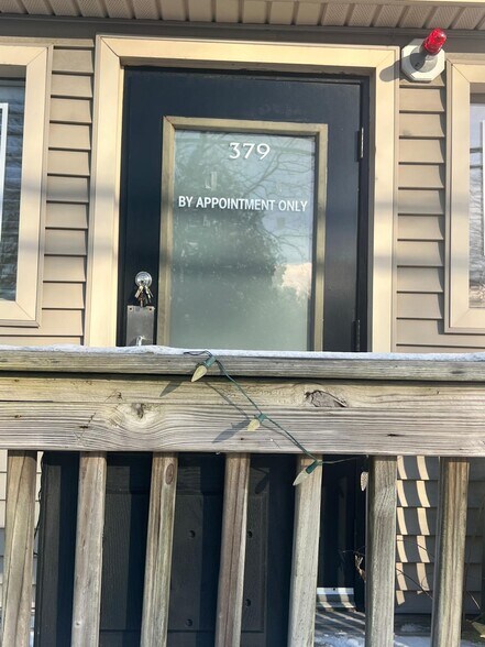More Photos Of 379 Sconticut Neck Rd, Fairhaven Storefront Retail Office For Lease
