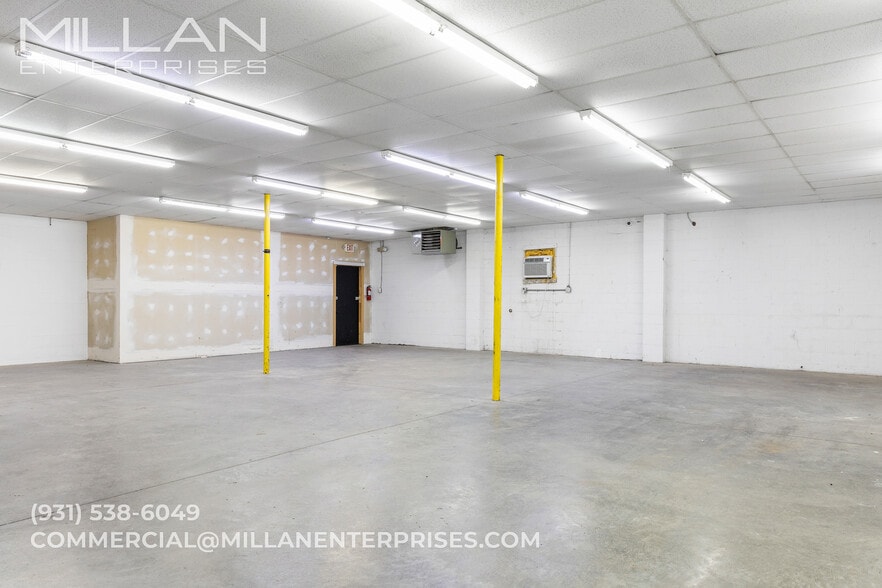 More Photos Of 2200 Wilma Rudolph Blvd, Clarksville Storefront Retail Office For Lease