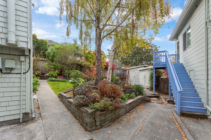 More Photos Of 123-133 Echo Ave, Oakland Apartments For Sale