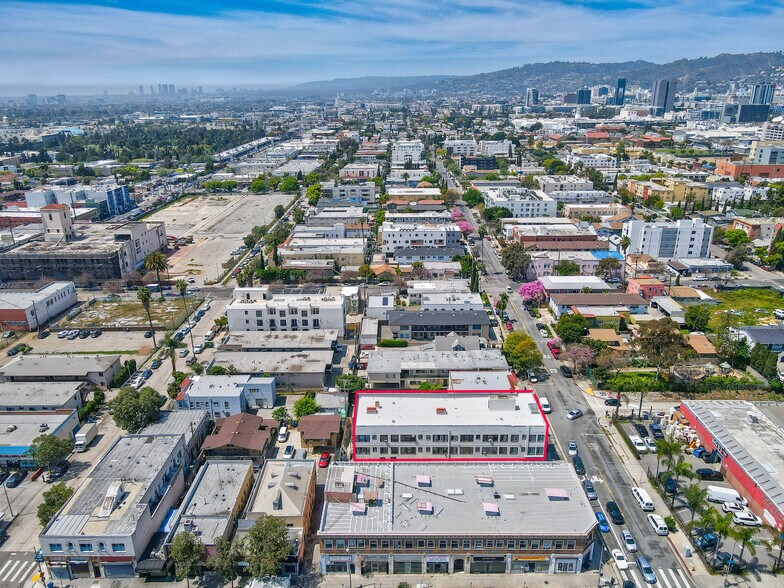 More Photos Of 5510 Lexington Ave, Los Angeles Apartments For Sale