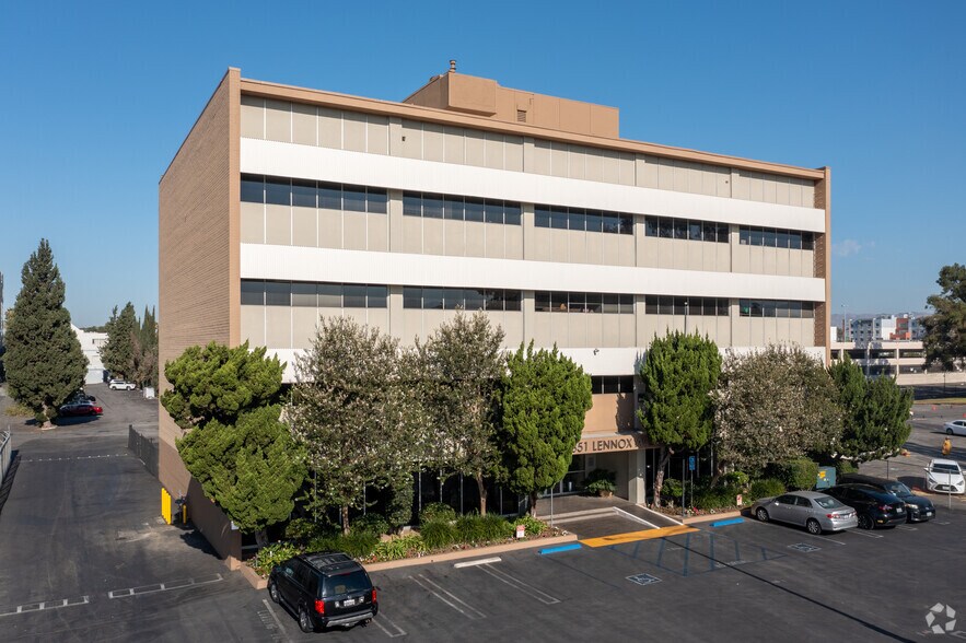 Primary Photo Of 6851 Lennox Ave, Van Nuys Office For Lease