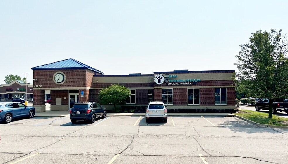 More Photos Of 48800-48884 Romeo Plank Rd, Macomb General Retail For Lease