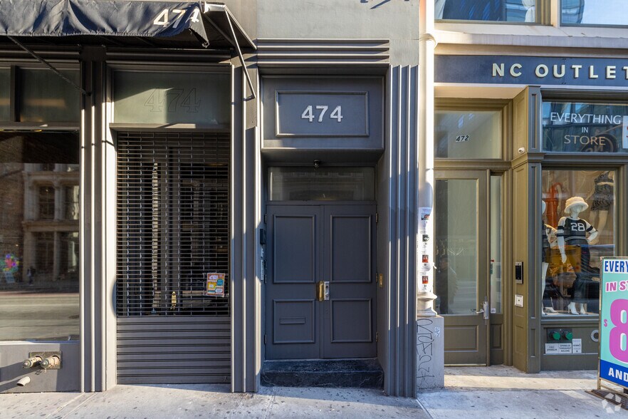 More Photos Of 474 Broadway, New York Storefront Retail Office For Lease