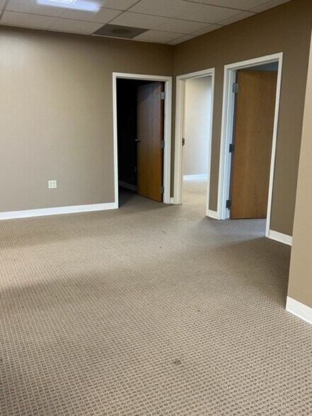 More Photos Of 112 Spencer St, Manchester Medical For Lease