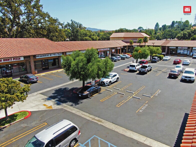 More Photos Of 23120-23130 Lyons Ave, Santa Clarita Unknown For Lease