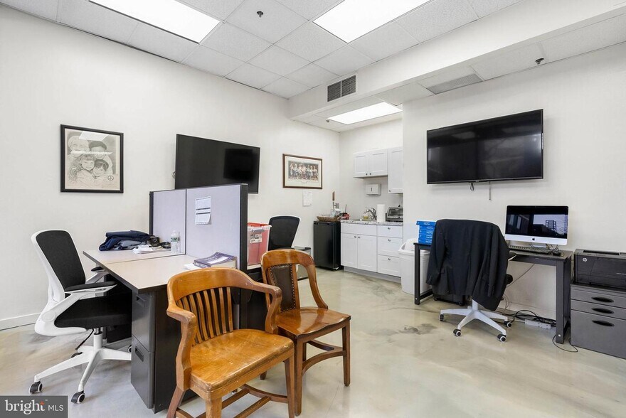 More Photos Of 1420 Locust St, Philadelphia Apartments For Sale