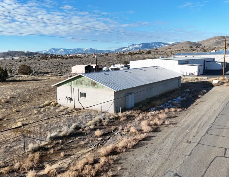 More Photos Of 25 Cash Dr, Mound House Warehouse For Sale