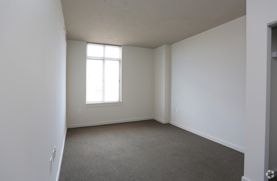 More Photos Of 1375 Kenyon St NW, Washington Apartments For Lease