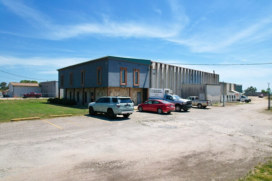 More Photos Of , Gainesville Industrial For Sale