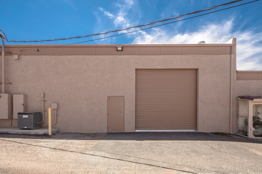 More Photos Of 1055 Empire Dr, Lake Havasu City Distribution For Lease