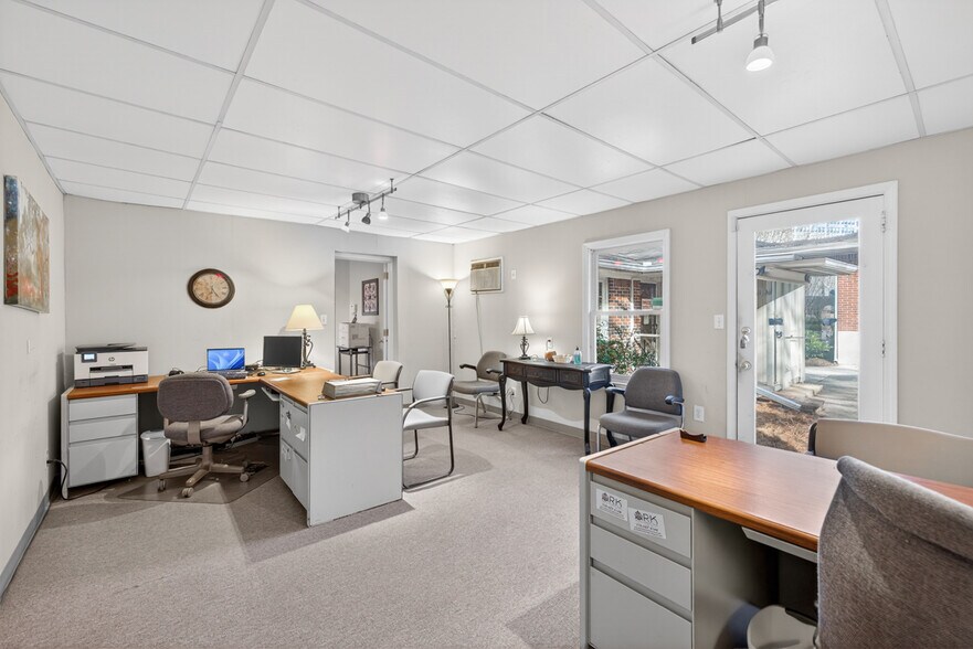 More Photos Of 1393 Church St, Decatur Office Residential For Sale