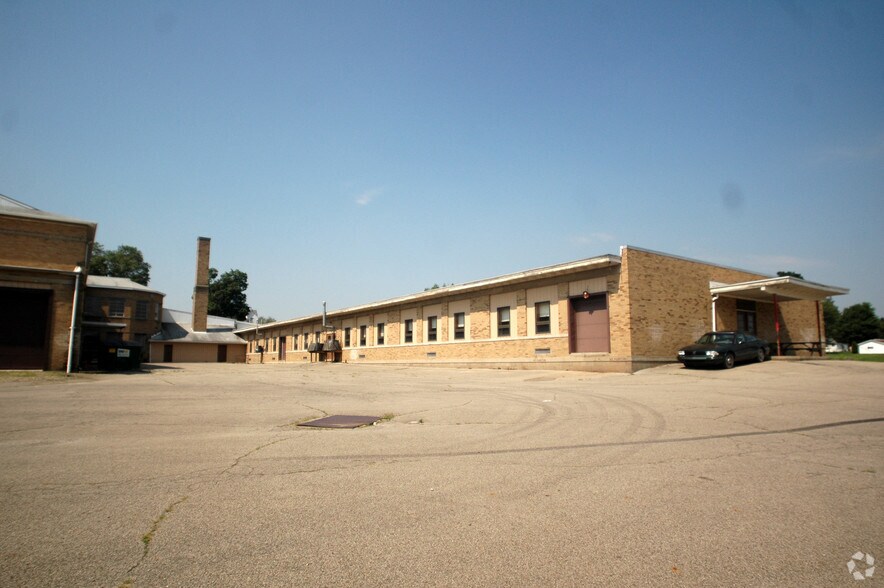 More Photos Of 33328 Main St, Townville Manufacturing For Sale