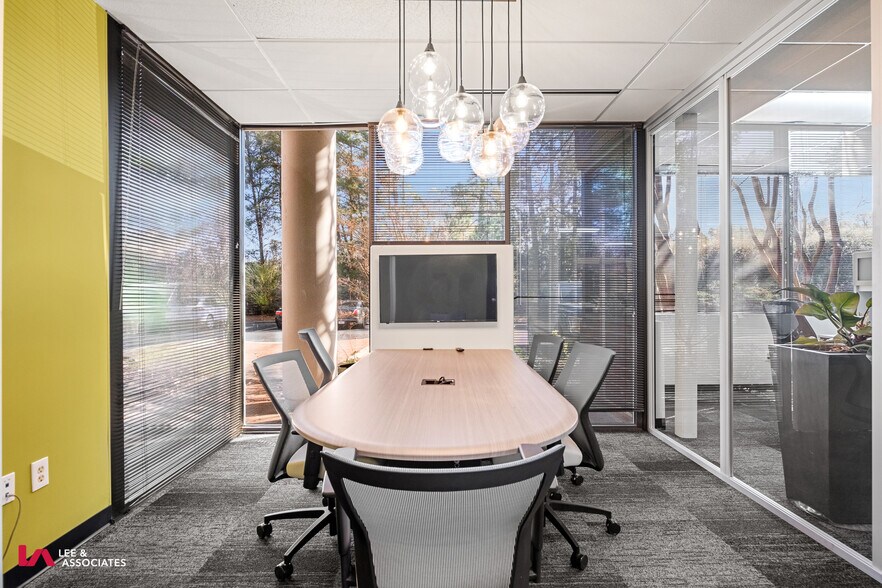 More Photos Of 2800 Colonnades Ct, Peachtree Corners Light Distribution For Lease