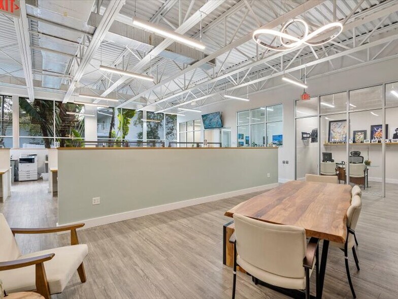 More Photos Of 2404 Hollywood Blvd, Hollywood Loft Creative Space For Sale