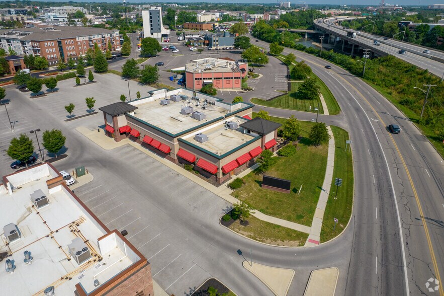 More Photos Of 1201 Olentangy River Rd, Columbus Restaurant For Lease