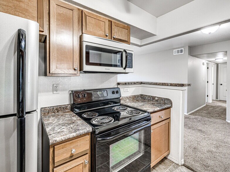 More Photos Of 2302 S 137th East Ave, Tulsa Apartments For Sale