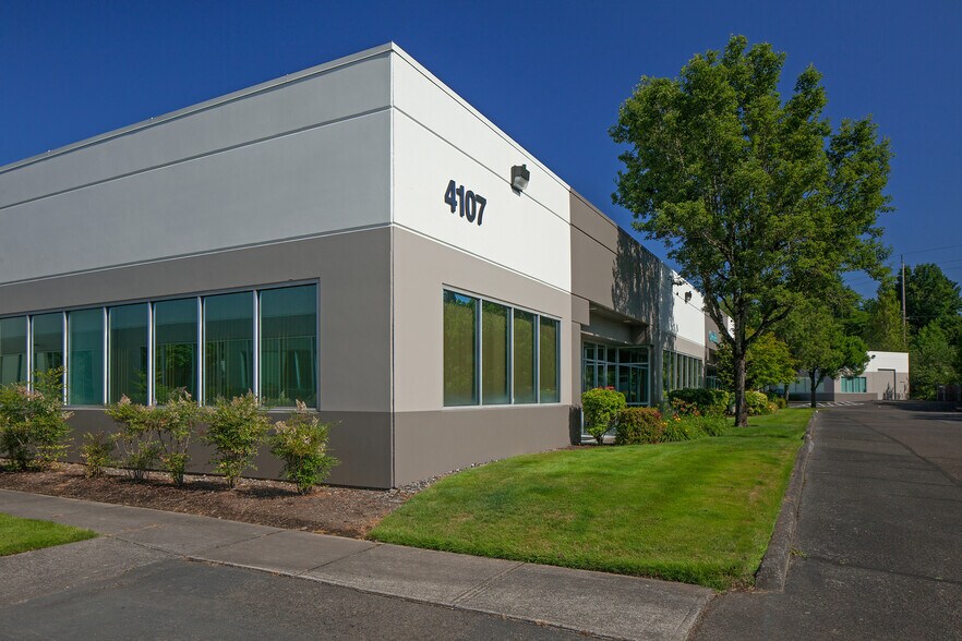 More Photos Of 4103 SE International Way, Milwaukie Unknown For Lease