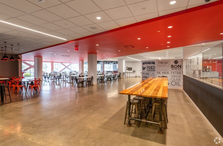 More Photos Of 900 Chelmsford St, Lowell Office For Lease