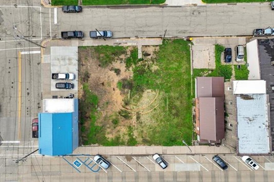 More Photos Of 166 Sinsinawa Avenue Ave, East Dubuque Land For Lease