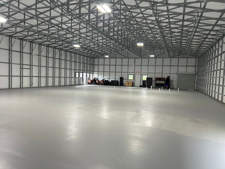 More Photos Of 3745 County Road 997, McKinney Warehouse For Lease