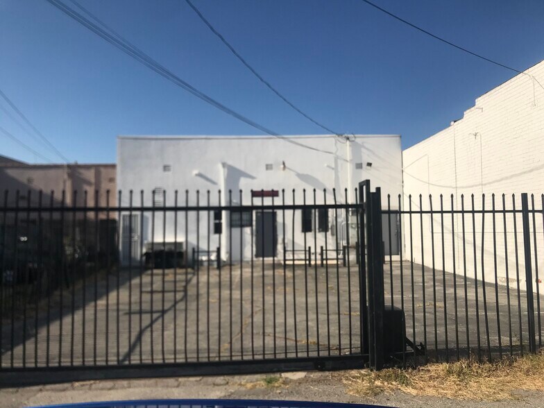 More Photos Of 5760 W Pico Blvd, Los Angeles Storefront Retail Office For Sale