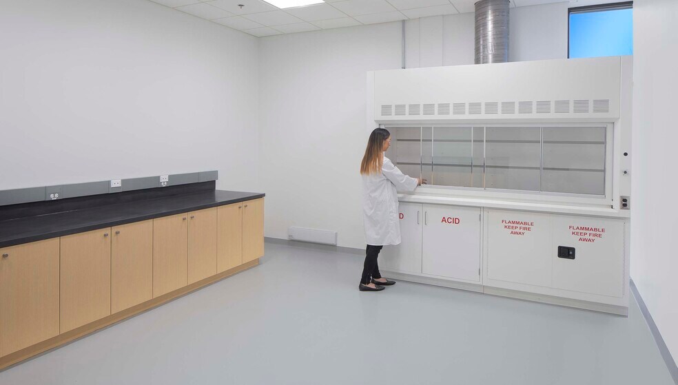 More Photos Of 6200 Seaforth St, Baltimore Flex For Sale