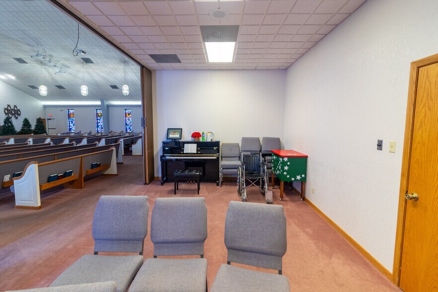 More Photos Of 906 Trimmier Rd, Killeen Religious Facility For Sale