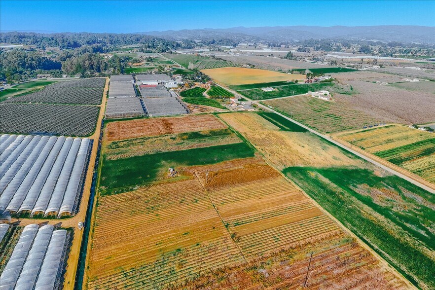 More Photos Of 371 Calabasas Rd, Watsonville Land For Sale