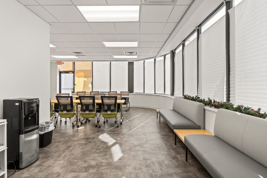 More Photos Of 729 Main St, Kannapolis Warehouse For Sale