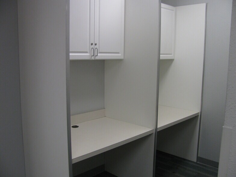 More Photos Of 1211-1217 NW Sheridan Rd, Lawton Unknown For Lease
