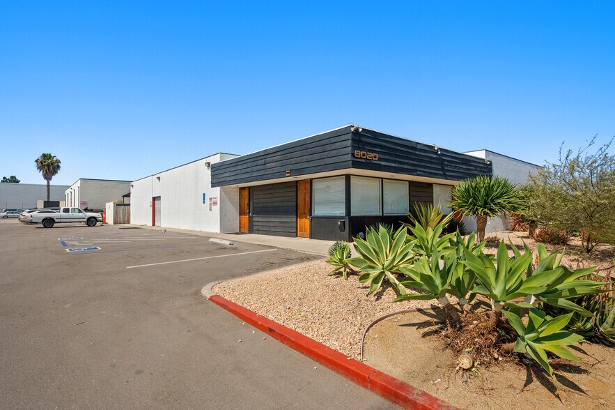 More Photos Of 8020 Ronson Rd, San Diego Warehouse For Lease