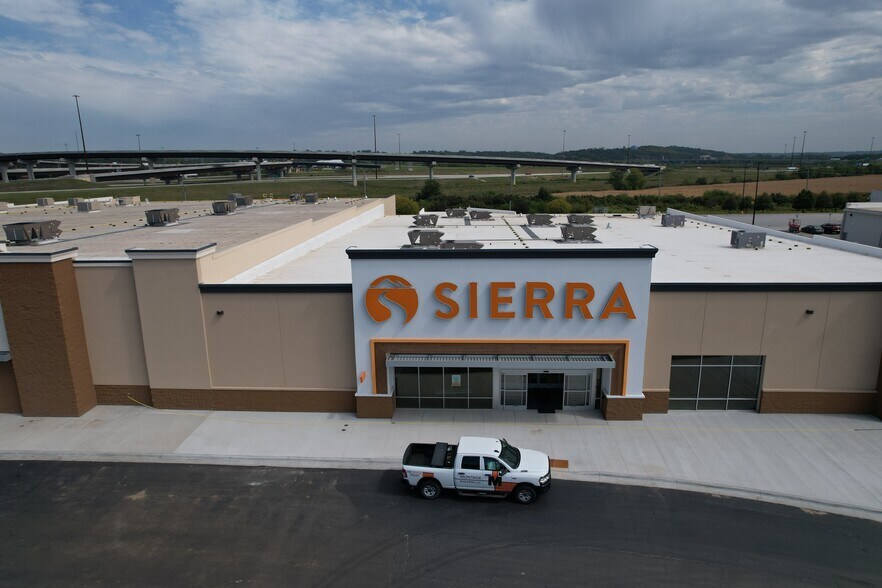 More Photos Of 3101-3221 Manawa Centre Dr, Council Bluffs Unknown For Lease