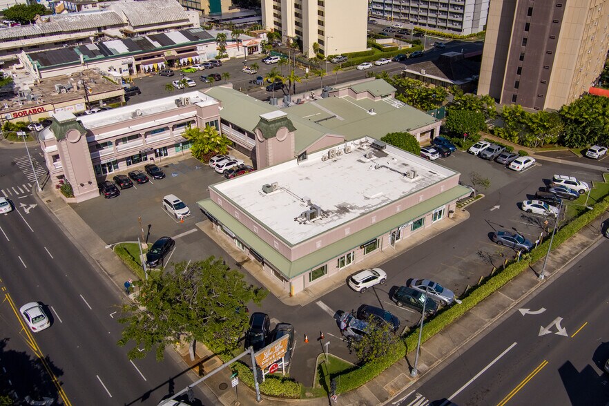 More Photos Of 735-745 Keeaumoku St, Honolulu Freestanding For Lease