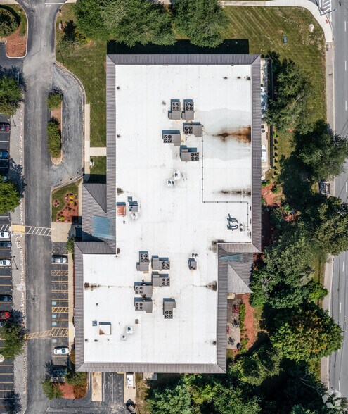 More Photos Of 2 Omni Way, Chelmsford Office For Lease